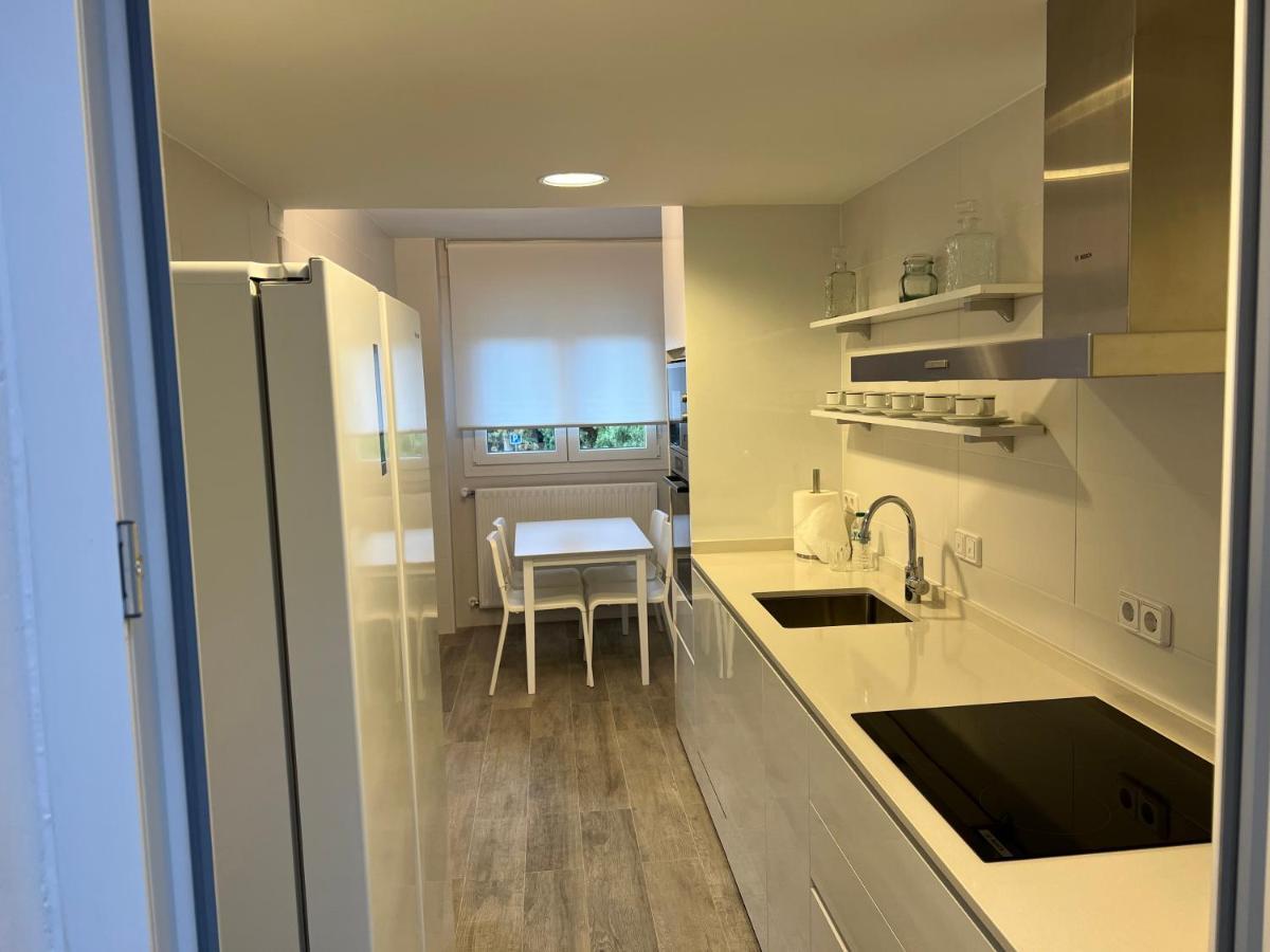 En Duplex, Avd De Europa, Pozuelo De Alarcon Pensión Madrid