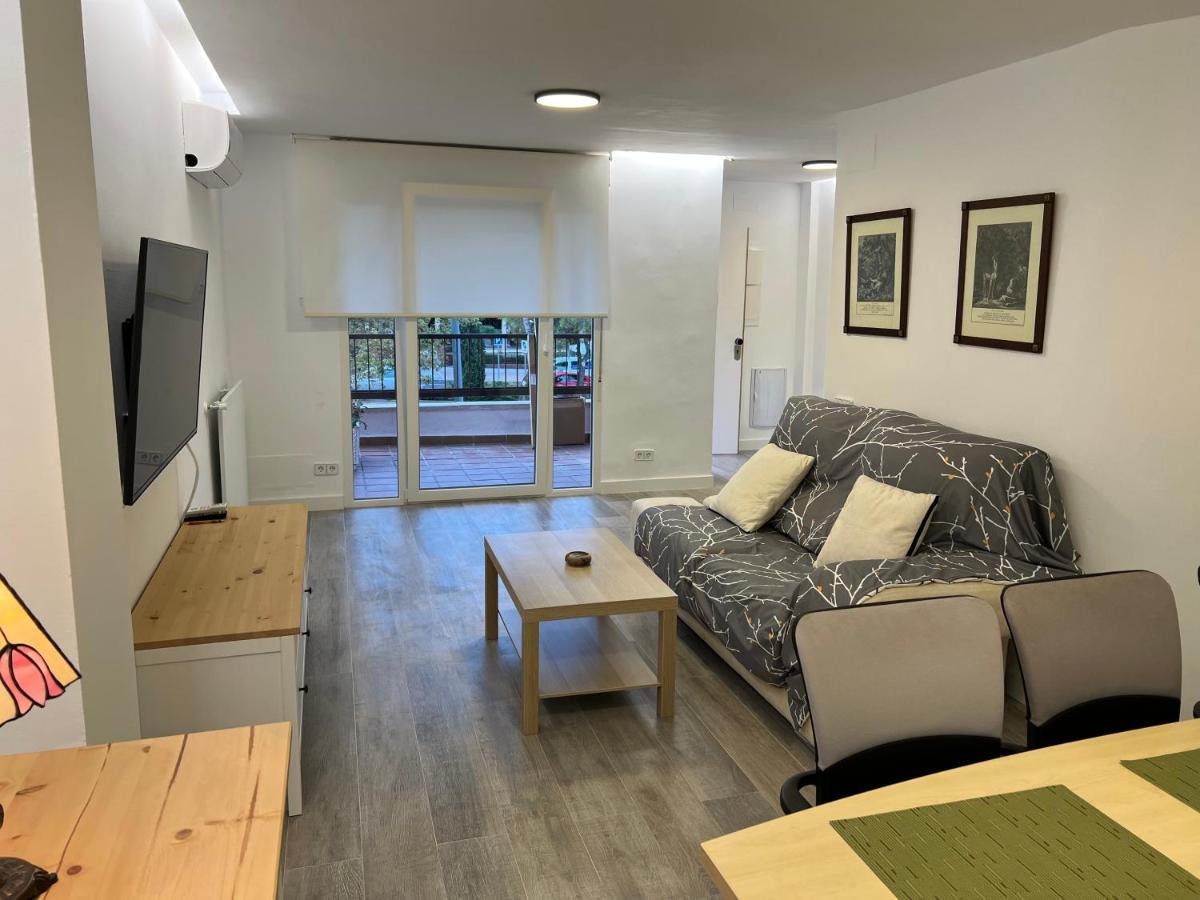 En Duplex, Avd De Europa, Pozuelo De Alarcon Pensión Madrid
